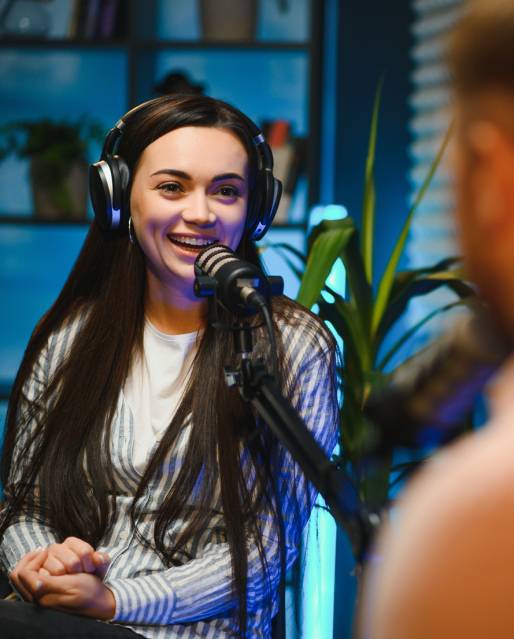 mic_officinie_podcast_rode_girl